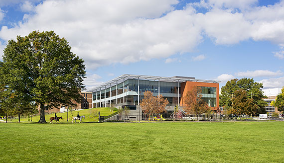 IFNH Building. (© Albert Vecerka/Esto)